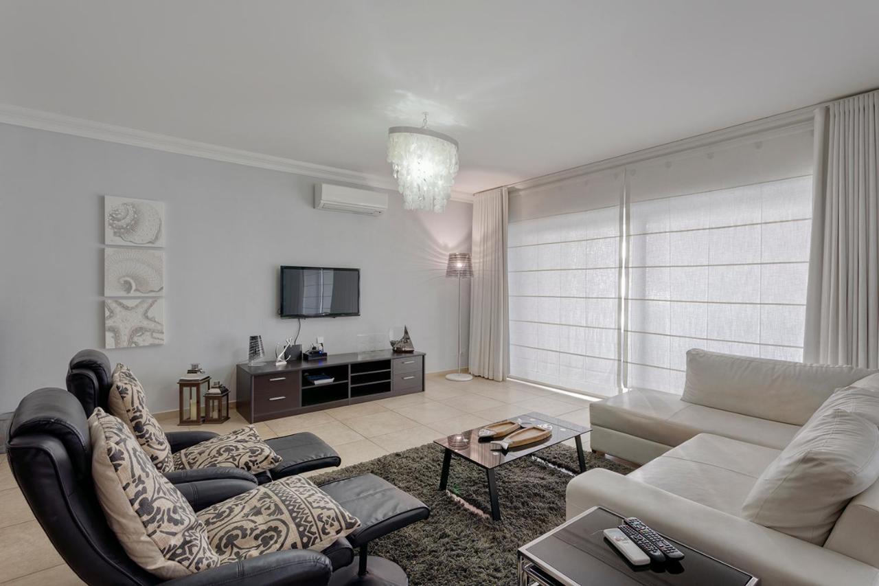 Luxury Apt With Side Seaviews And Pool, Best Location 斯利马 外观 照片